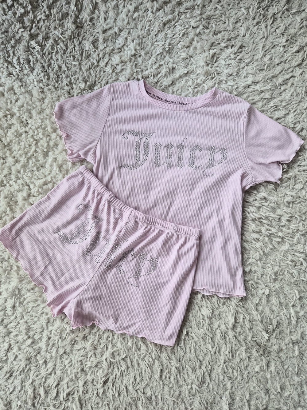 Juicy Couture Y2K Pink Ribbed Rhinestone Pajama Set - Small